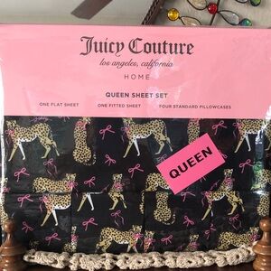 NWT Juicy Couture Black and Pink Cheetah Queen Sheet Set